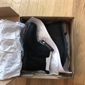Sorel Women's booties Black Emelie Chelsea Ankle Boots size 9 EUC